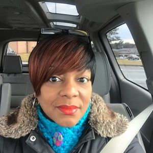 Meet your Posher, Michele